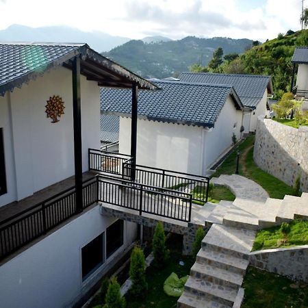 Rega Manivedya The Jungle Trail Resort Mukteshwar Exteriör bild